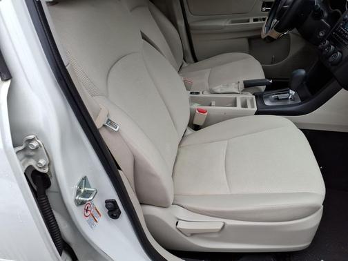 2014 Subaru Impreza 2.0i Premium