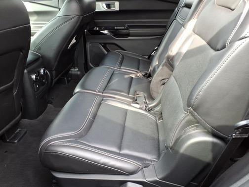 Agate Black Metallic 2022 Ford Explorer ST