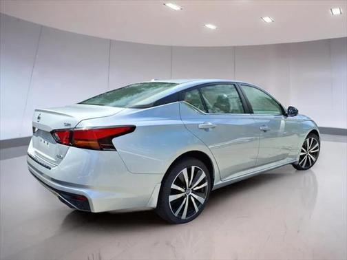 2020 Nissan Altima SR Intelligent AWD