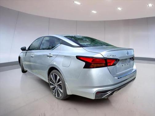 2020 Nissan Altima SR Intelligent AWD