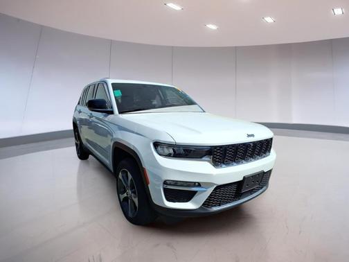Bright White Clearcoat 2023 Jeep Grand Cherokee 4xe Base