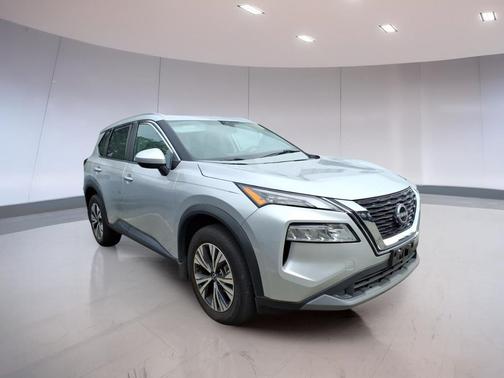 Brilliant Silver Metallic 2023 Nissan Rogue SV