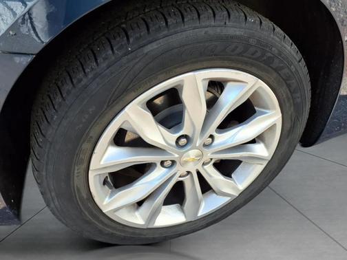 2020 Chevrolet Malibu FWD LT