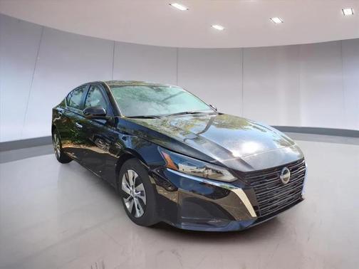 2023 Nissan Altima S FWD