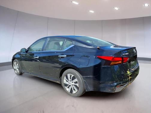 2023 Nissan Altima S FWD