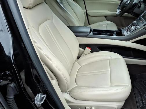 2020 Lincoln MKZ Standard