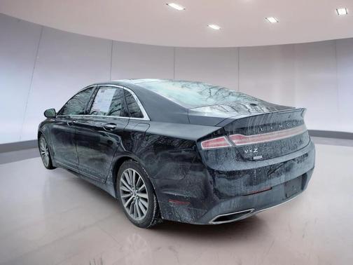 2020 Lincoln MKZ Standard