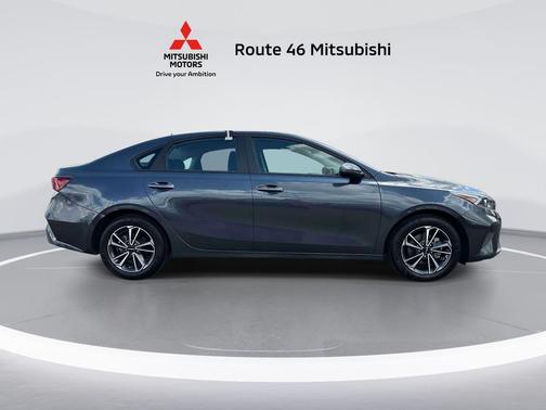 Gravity Gray 2023 Kia Forte LXS