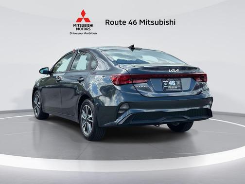 Gravity Gray 2023 Kia Forte LXS