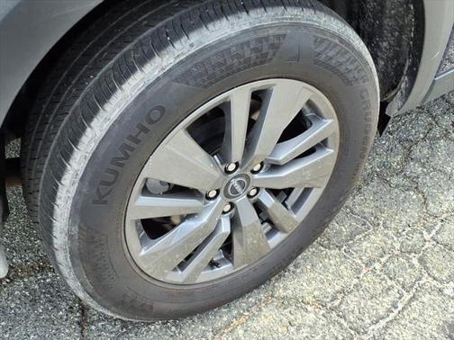 2024 Nissan Pathfinder SV 4WD