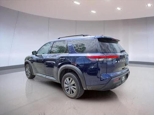 2024 Nissan Pathfinder SV 4WD