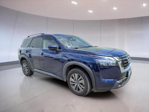 2024 Nissan Pathfinder SV 4WD