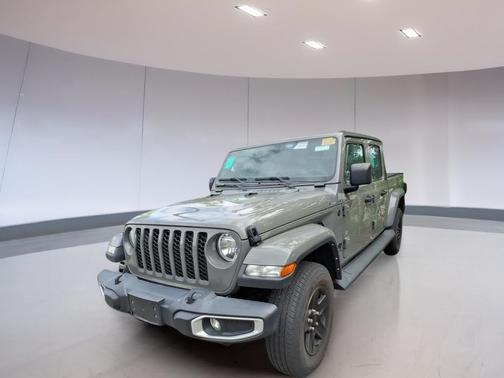 Sting-Gray Clearcoat 2022 Jeep Gladiator Sport S