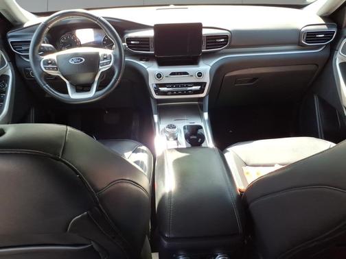 Carbonized Gray Metallic 2023 Ford Explorer XLT