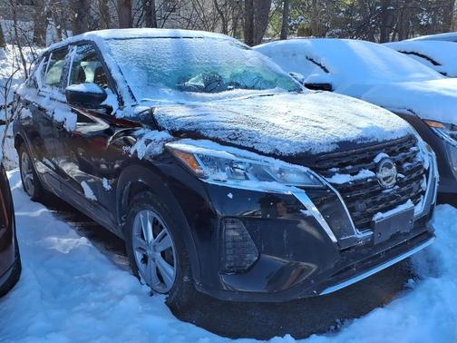 2023 Nissan Kicks S