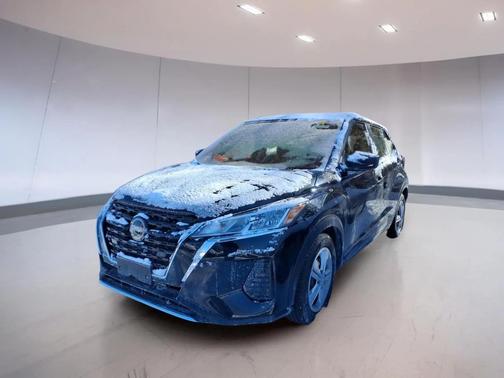 2023 Nissan Kicks S