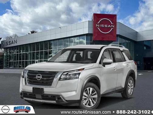 2025 Nissan Pathfinder SL 4WD