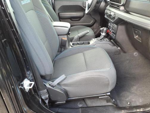 2024 Jeep Wrangler 4xe Rubicon X