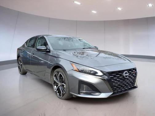 2024 Nissan Altima SR FWD