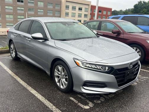 Lunar Silver Metallic 2018 Honda Accord LX