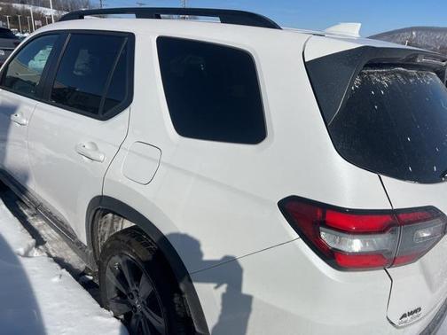 2025 Honda Pilot Sport