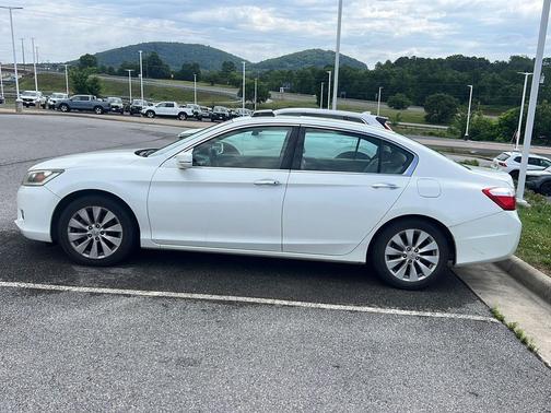 White Orchid Pearl 2013 Honda Accord EX-L