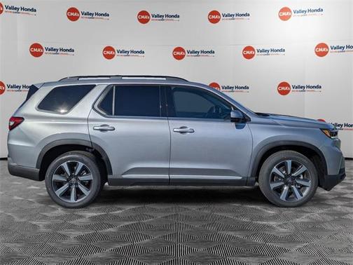 2025 Honda Pilot Touring 8-Passenger