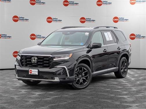 2025 Honda Pilot Touring 8-Passenger