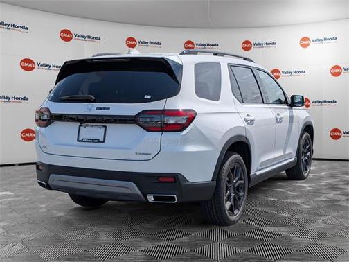 2025 Honda Pilot Touring 8-Passenger