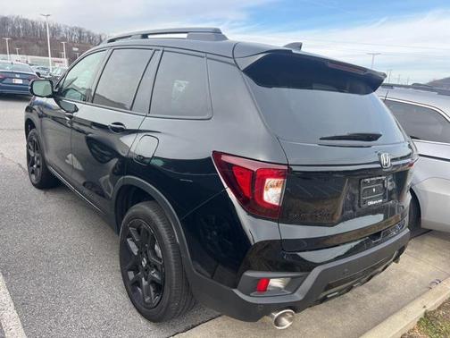 2025 Honda Passport AWD Black