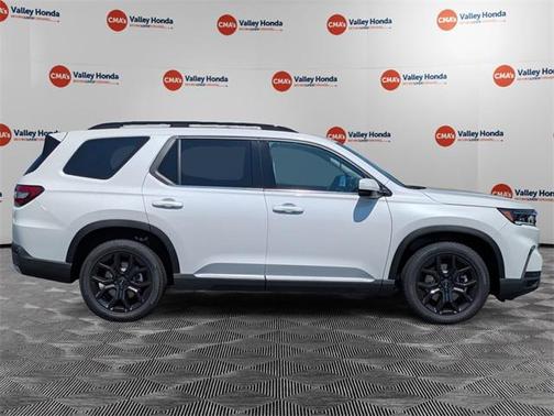 2025 Honda Pilot Touring 8-Passenger
