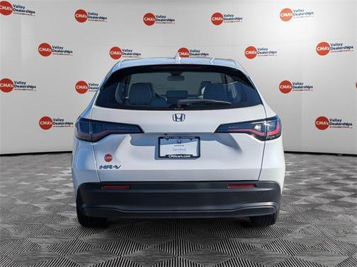2025 Honda HR-V LX