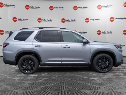 2025 Honda Pilot Touring 8-Passenger