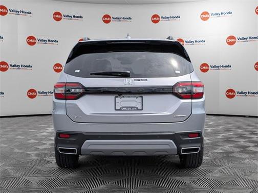 2025 Honda Pilot Touring 8-Passenger