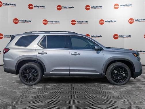 2025 Honda Pilot Touring 8-Passenger