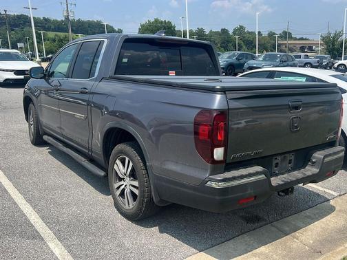 Modern Steel Metallic 2019 Honda Ridgeline RTL