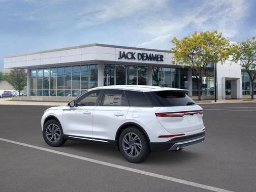 2025 Lincoln Corsair Premiere