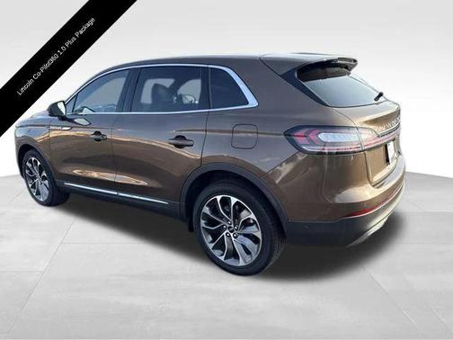 2022 Lincoln Nautilus Reserve