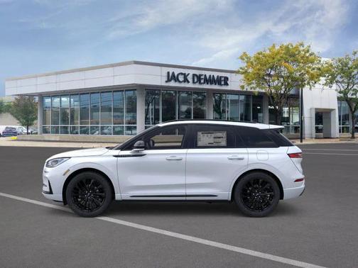 2025 Lincoln Corsair Premiere