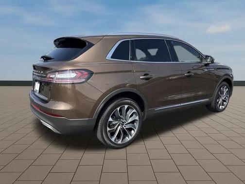 2022 Lincoln Nautilus Reserve
