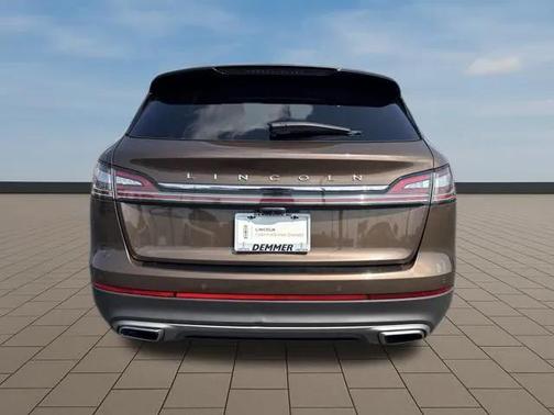 2022 Lincoln Nautilus Reserve