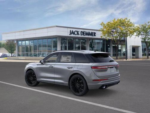 2025 Lincoln Corsair Premiere