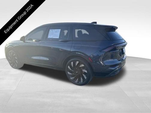 2024 Lincoln Nautilus Reserve