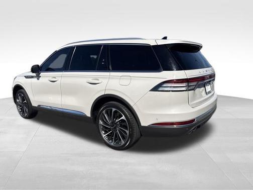 2023 Lincoln Aviator Reserve AWD