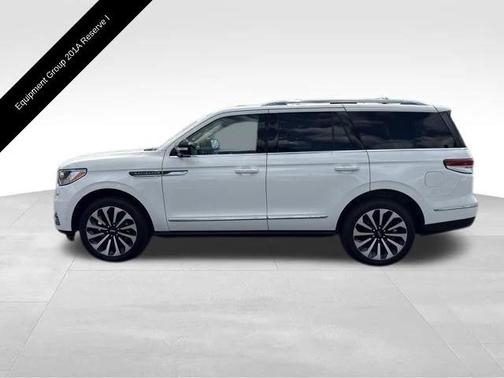 2022 Lincoln Navigator Reserve