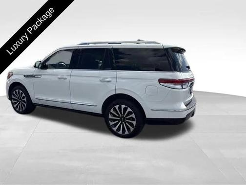 2022 Lincoln Navigator Reserve