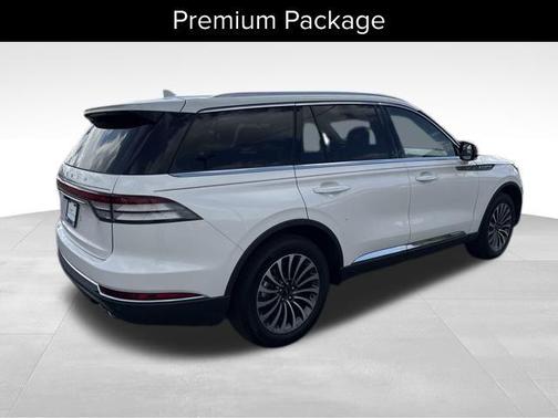 2024 Lincoln Aviator Premiere