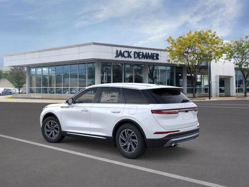 2025 Lincoln Corsair Premiere