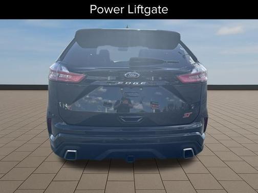 2023 Ford Edge ST