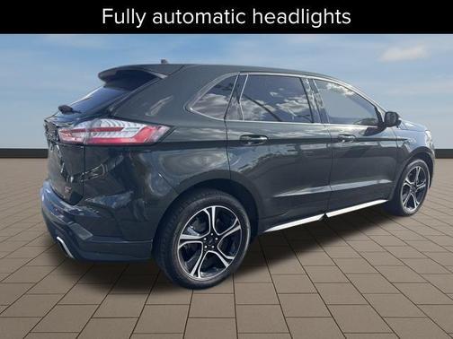 2023 Ford Edge ST
